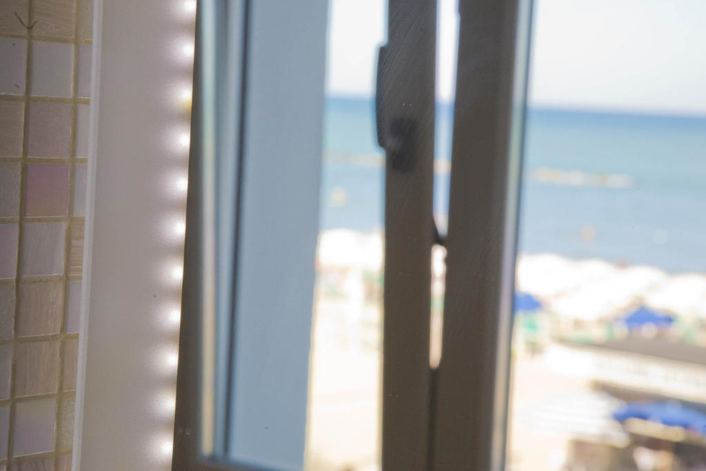 Gabbiano Hotel Civitanova Marche Exterior photo